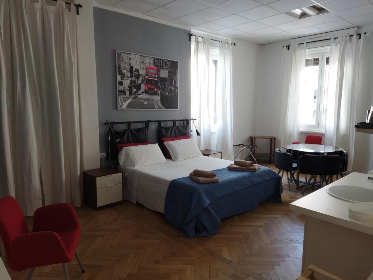 Piazza Goldoni Rooms Trieste Exterior foto